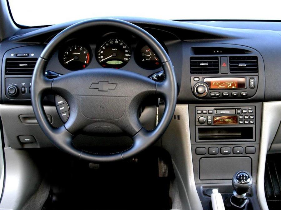  Chevrolet Evanda Sport 2005 года  (фото 3 из 3)